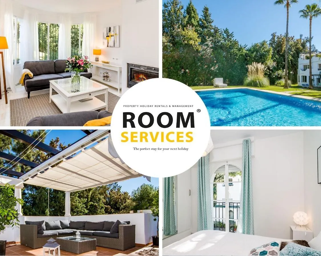 Se - Spacious Modern Townhouse In Nueva Andalucia 마르베야